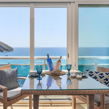 Graham - El Portet Apartment Moraira