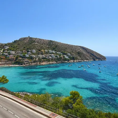 Graham - El Portet Apartment